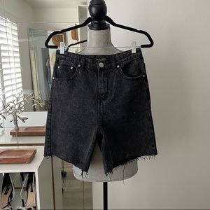Washed out black boyfriend shorts